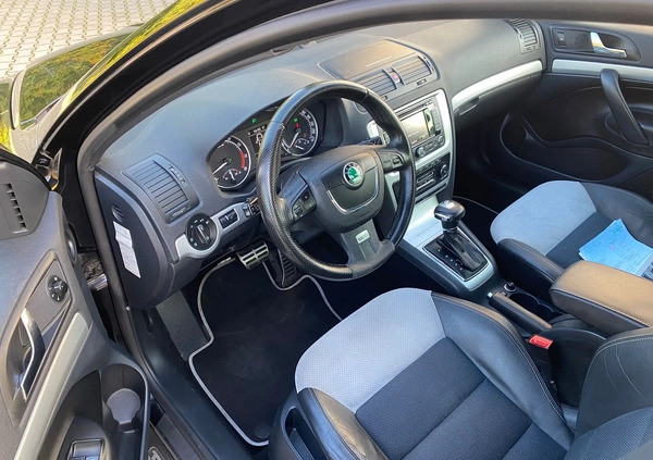 Skoda Octavia cena 39400 przebieg: 170000, rok produkcji 2010 z Poręba małe 326